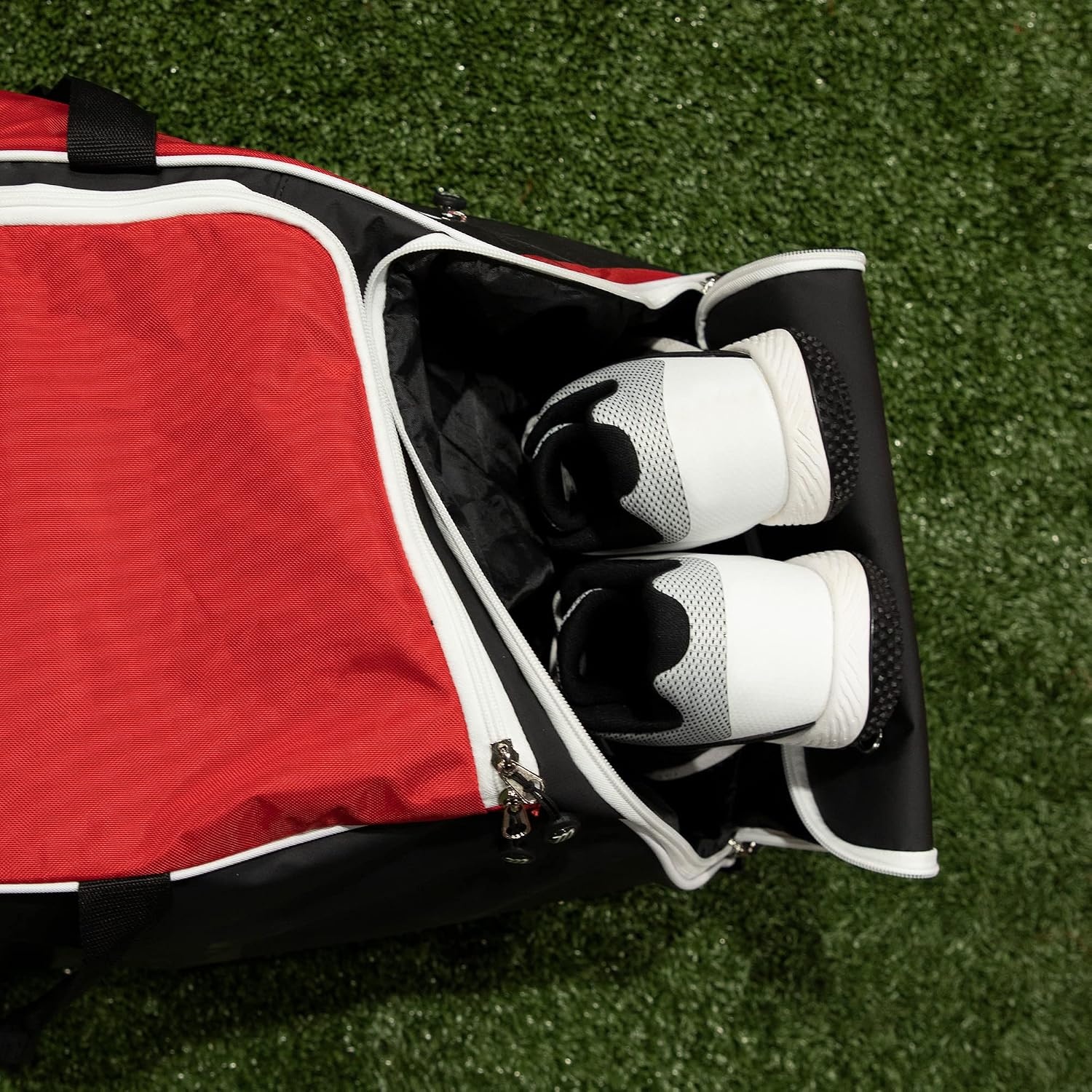 image:imageMARUCCI STOCKADE WHEELED BASEBALL BAGBLACK